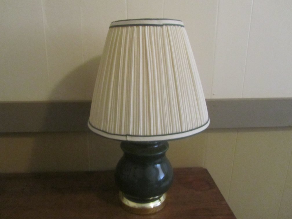 Table Lamp W/Shade