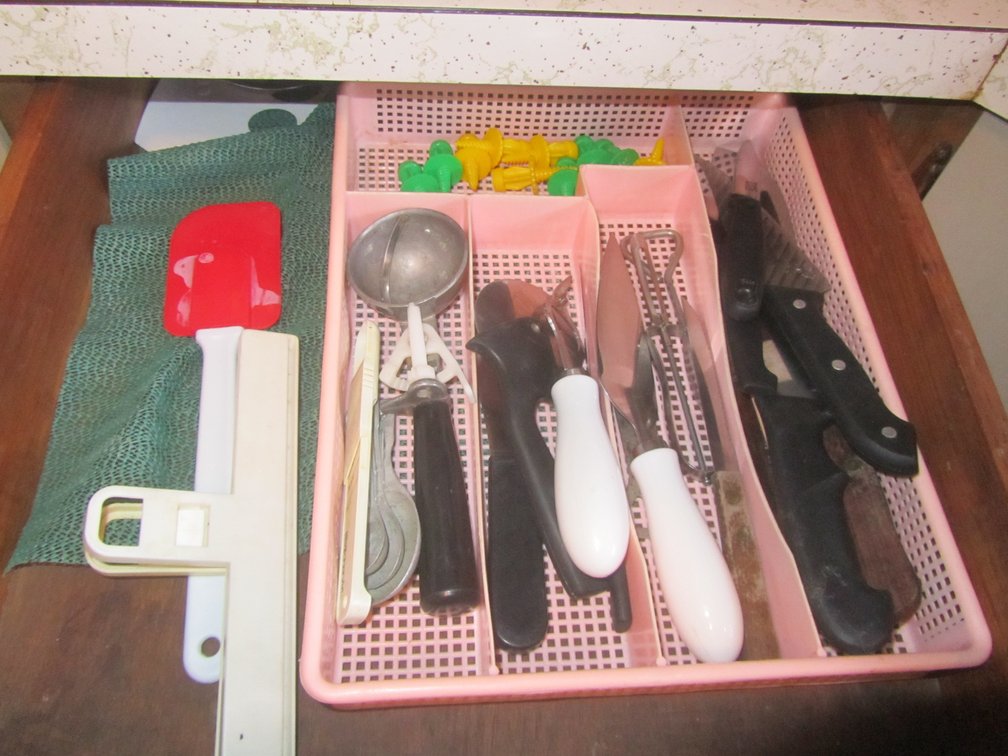 Contents Of Drawer