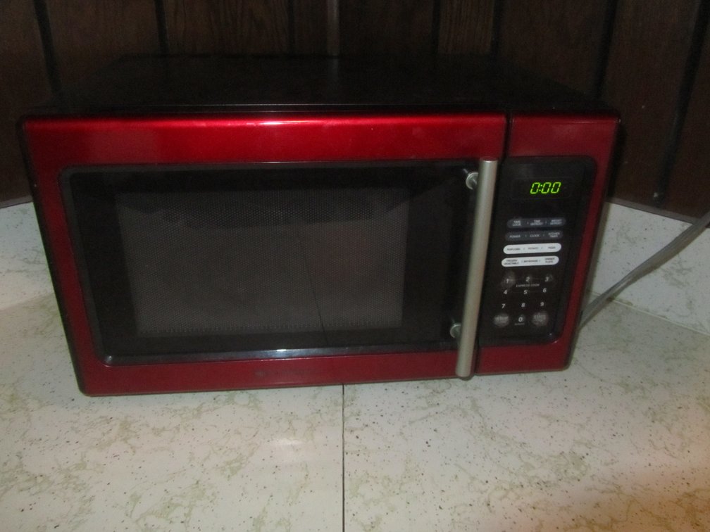 900w Emerson Microwave