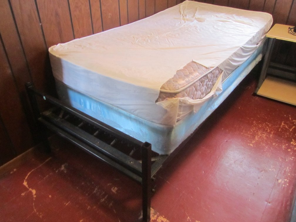 Twin Size Bed Set