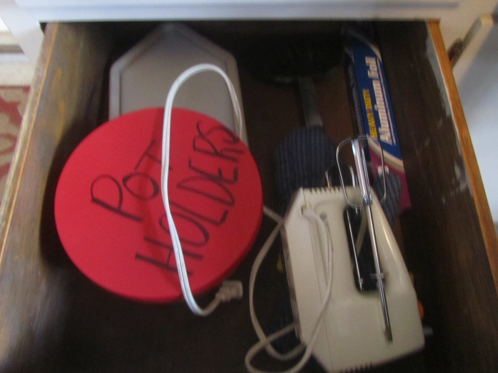 Contents Of Drawer