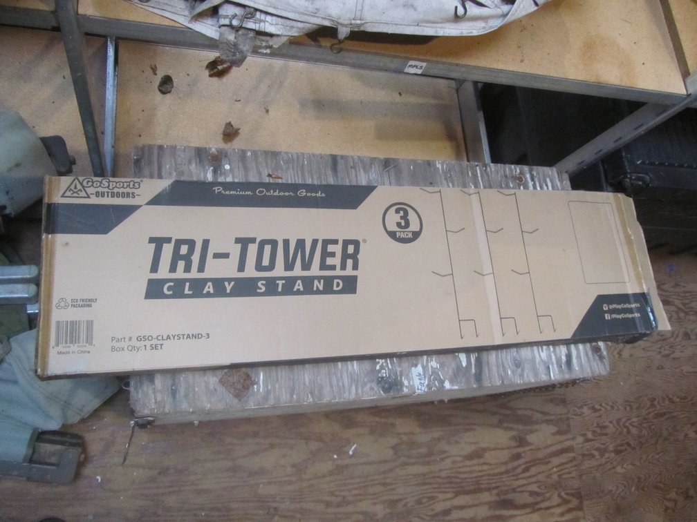 Go Sports Outdoors Tri-Tower Clay Stand Set