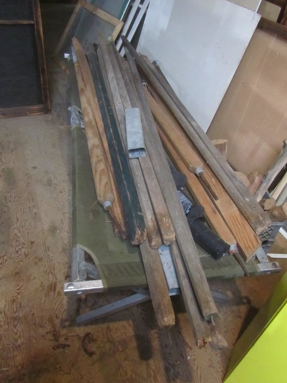 Folding Cot w/Assorted Tent Stakes