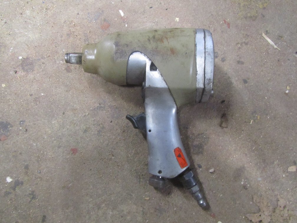 Campbell Hausfeld Pneumatic 1/2" Impact Wrench