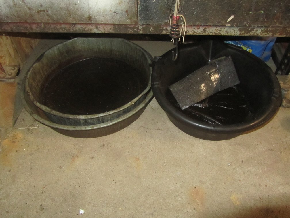 (4) Oil Pans