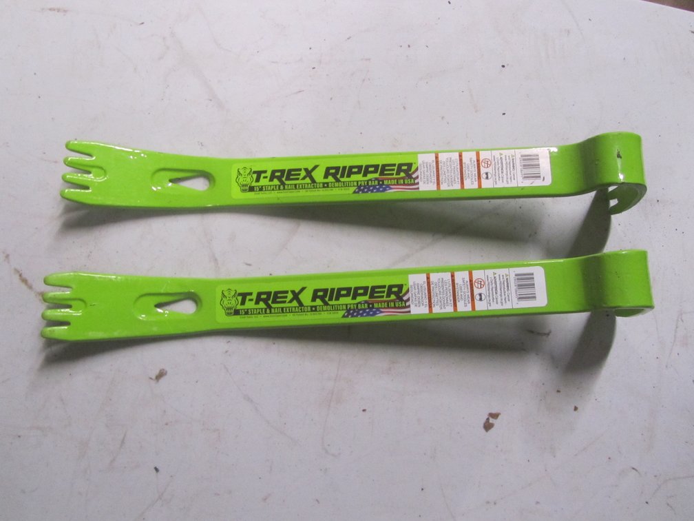 (2) T-Rex Ripper 15" Staple & Nail Extractor Pry Bars