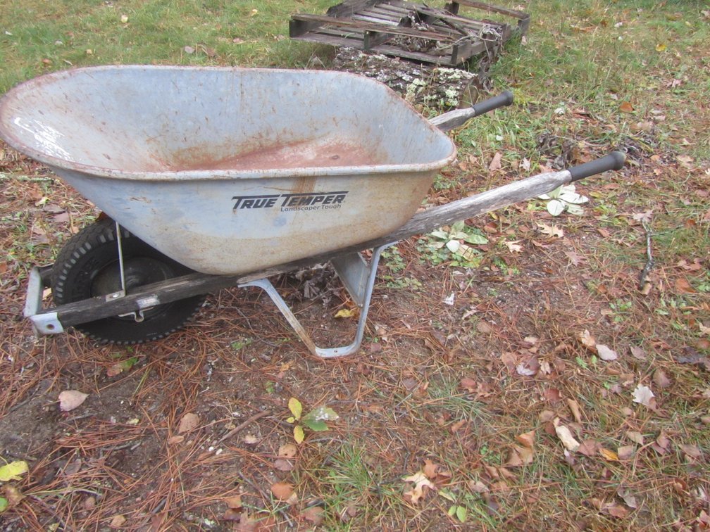 True Temper Wheel Barrow