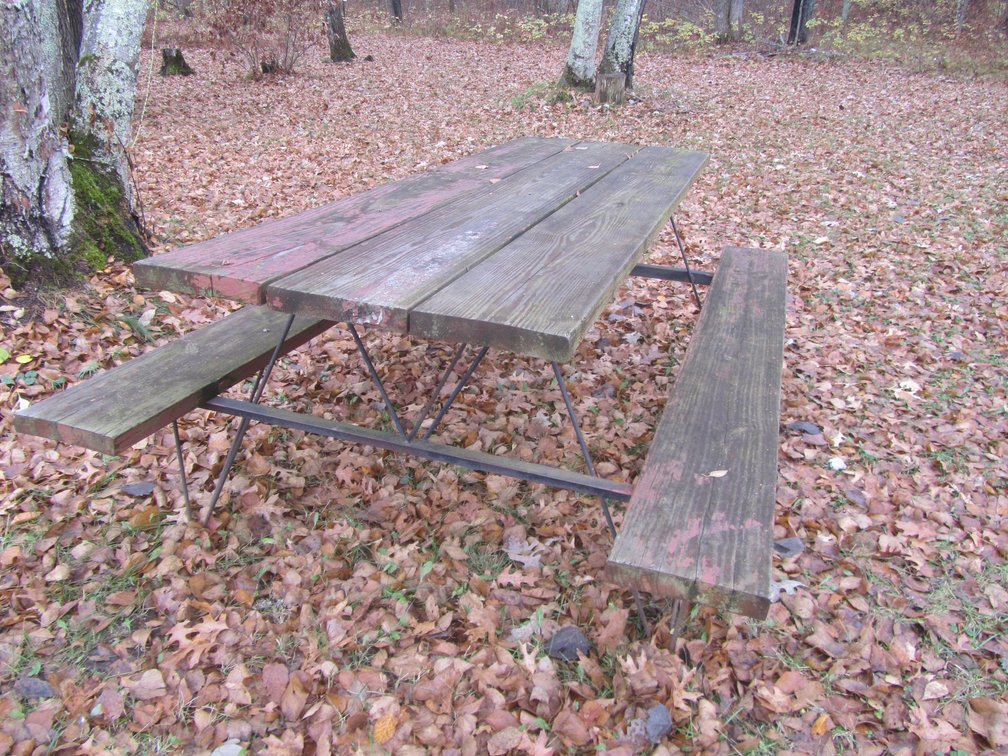 7' Picnic Table