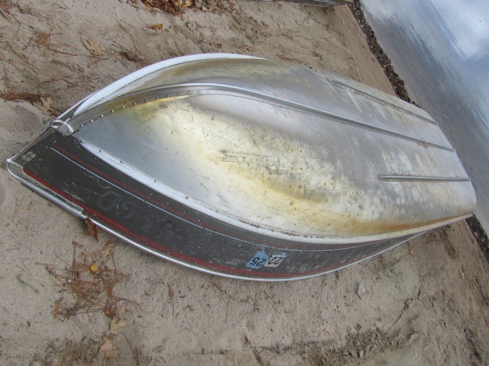 1993 Alumicraft T14S Boat