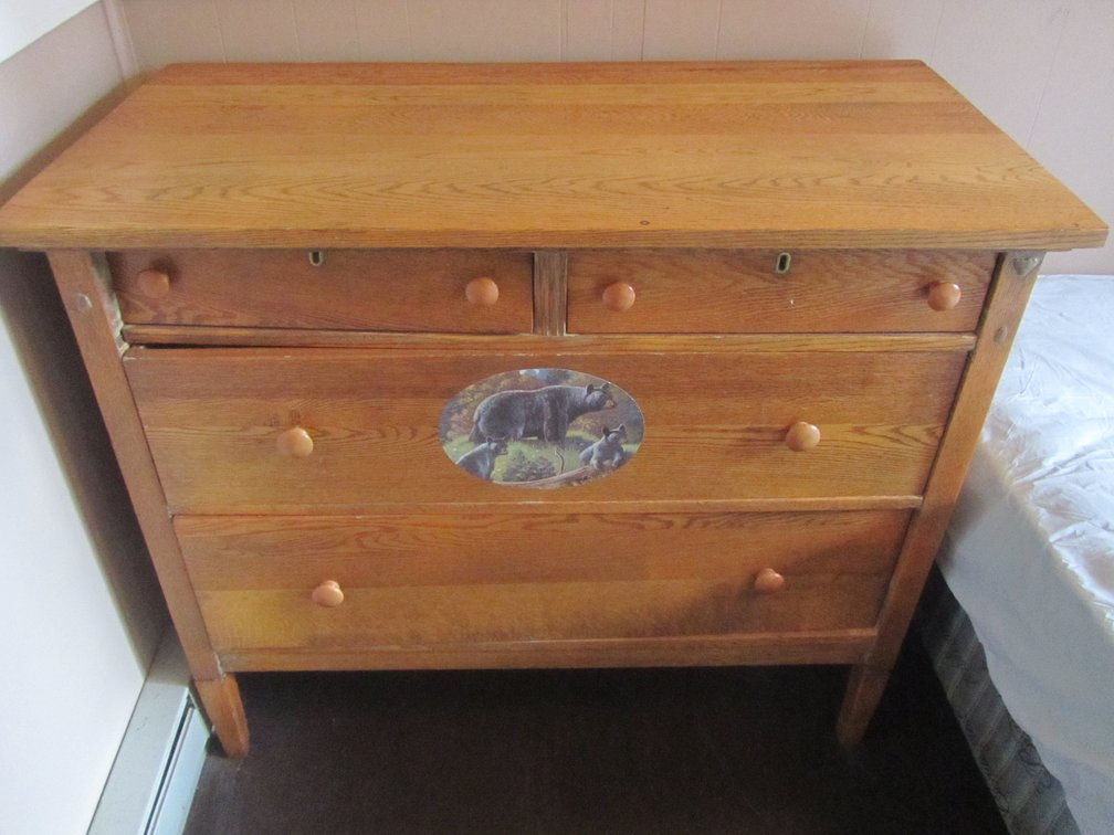 Wood 4-Drawer Dresser