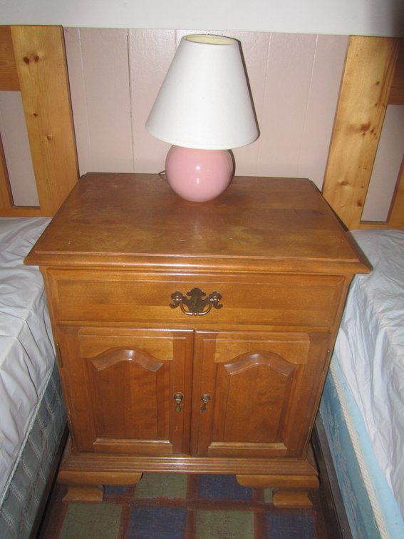Wood Night Stand w/Drawer
