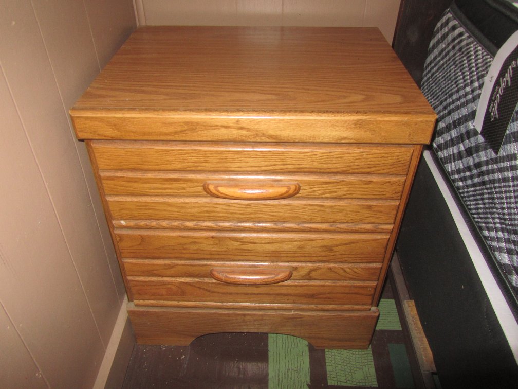 Wood 2-Drawer Night Stand