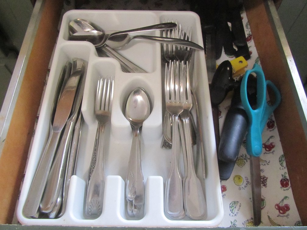 Contents Of Drawer