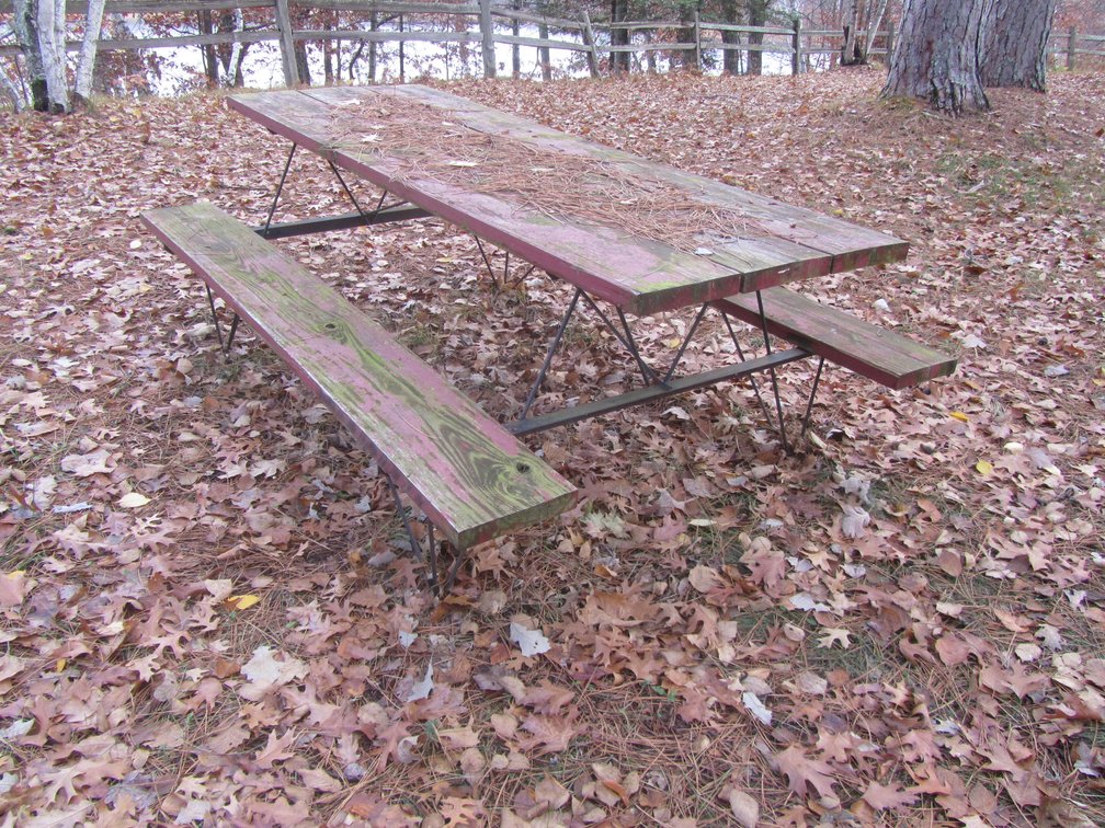 7' Picnic Table