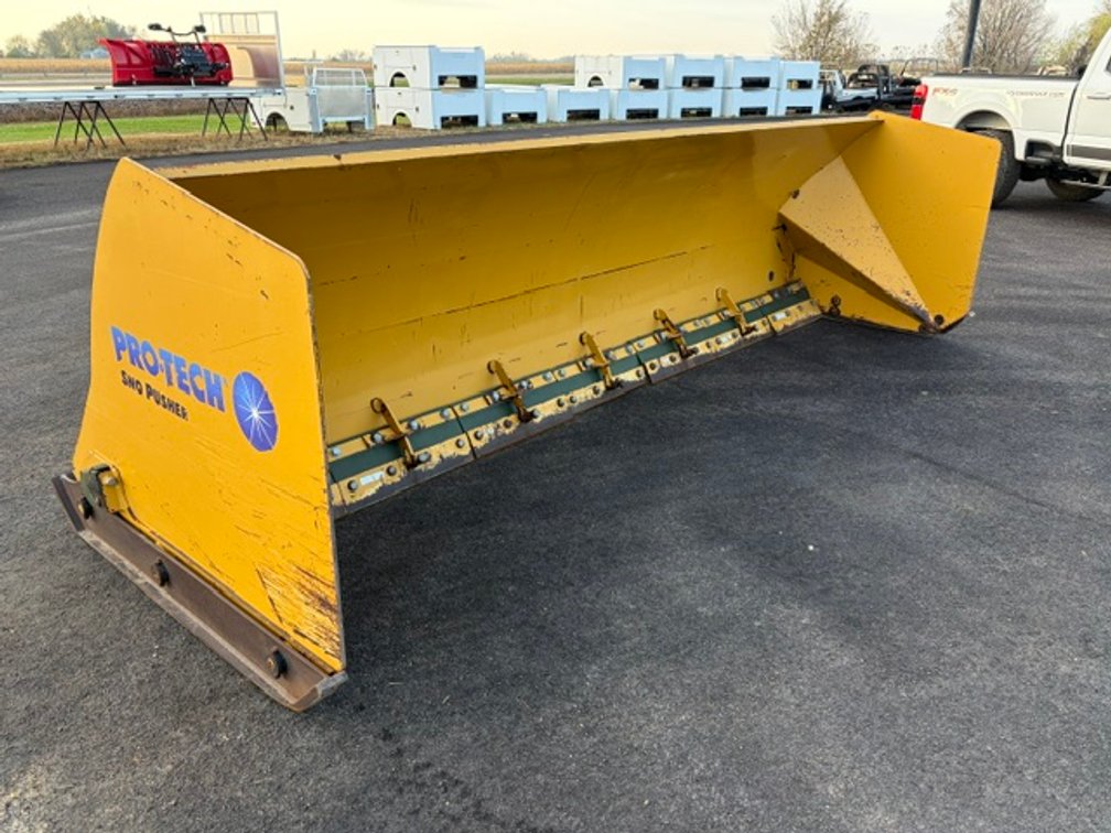 Pro-Tech 14' Loader Model IS14L Steel Edge Sno Pusher