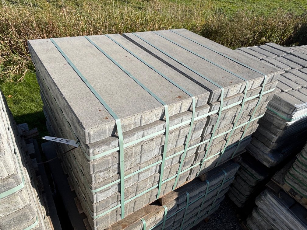 Approx (20) Titan Style Pavers