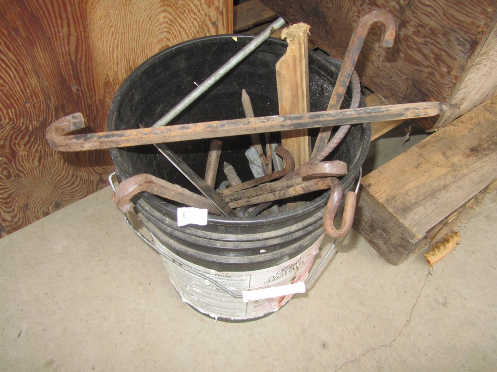 5 Gallon Bucket With Assorted Metal Stakes