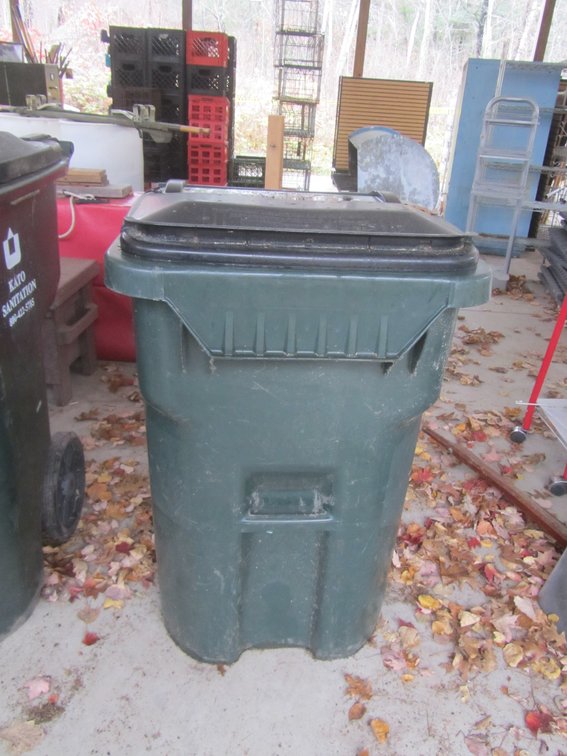 Husky Garbage Can Cart