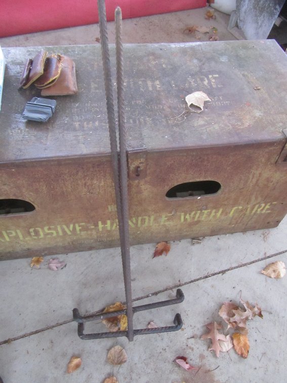 (2) Rebar Yard Stakes