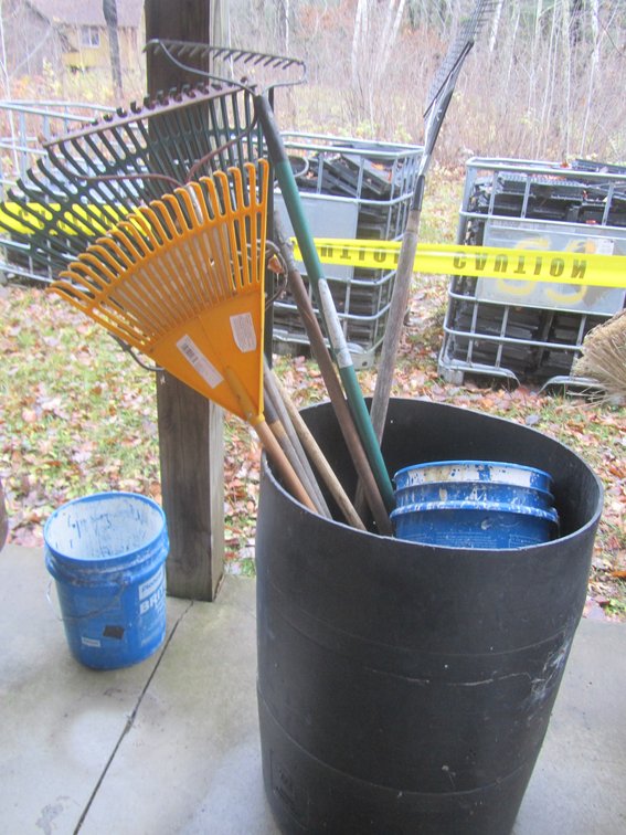 Plastic Barrel w/Leaf Rakes And Bow Rakes