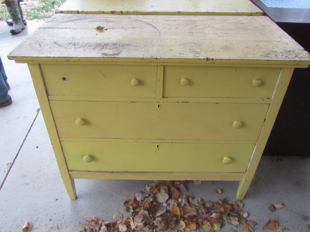 Painted Wood 4-Drawer Dresser