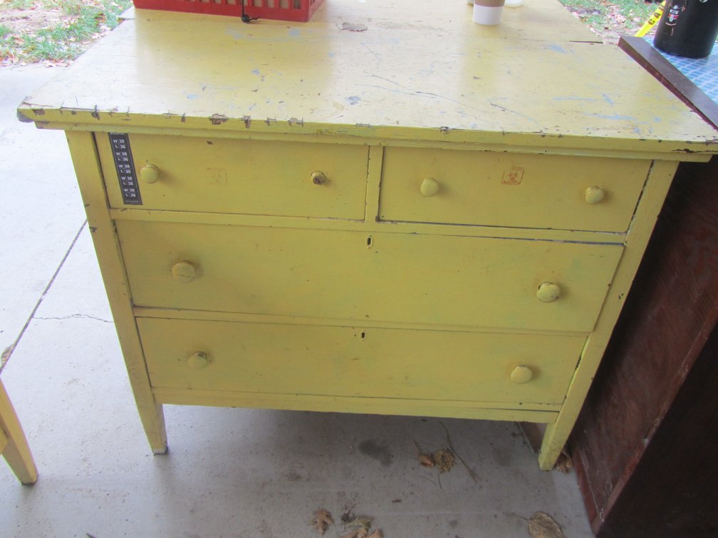 Painted Wood 4-Drawer Dresser