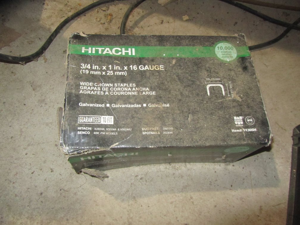 Box Of Hitachi 3/4" x 1" x 16 Gauge Staples