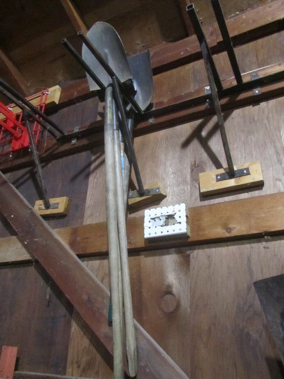 (2) Spade Shovels And (2) Transfer Shovels