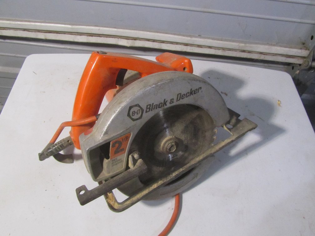 Black & Decker 7-1/4" Circular Saw