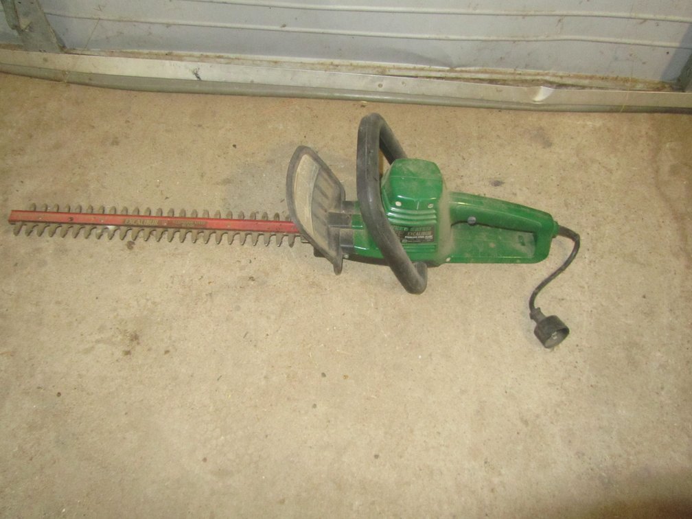 Weed Eater Excalibur 18" Electric Hedge Trimmer