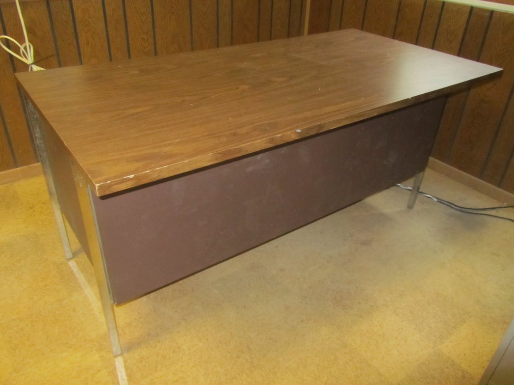 5-Drawer Metal Desk