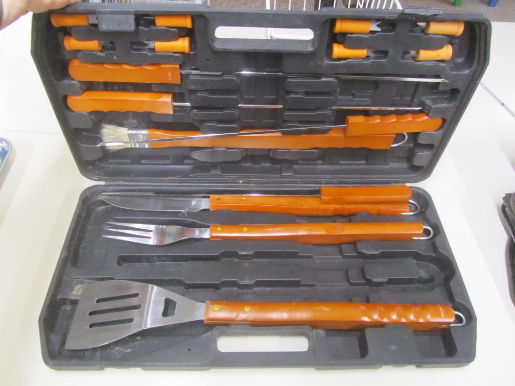 Partial Grilling Utensil Set