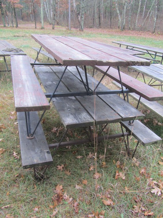 (2) 6' Picnic Tables