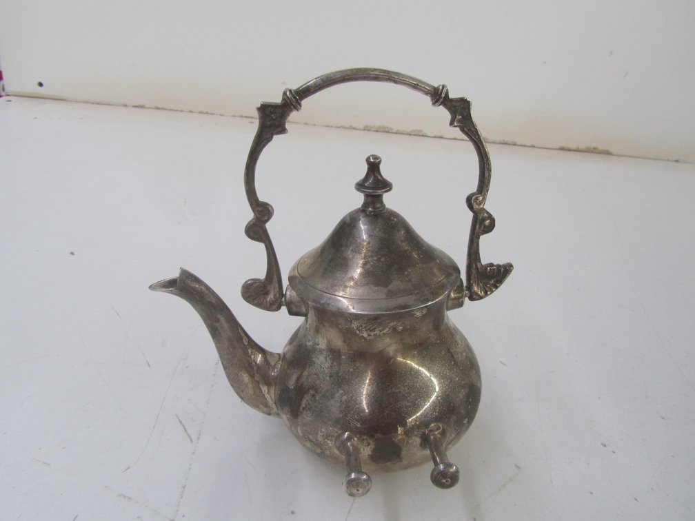 International Silver Co. Hand Made Silverplated Tea Pot