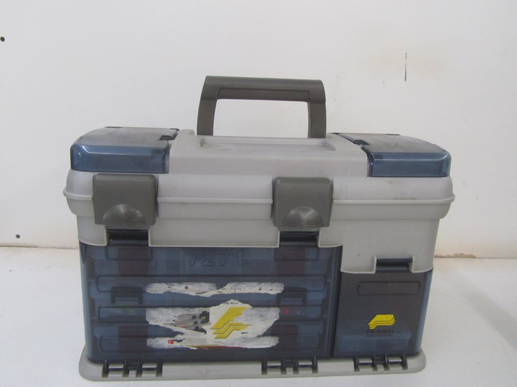 Plano 7271 Tackle Box Full Of Assorted Tackle