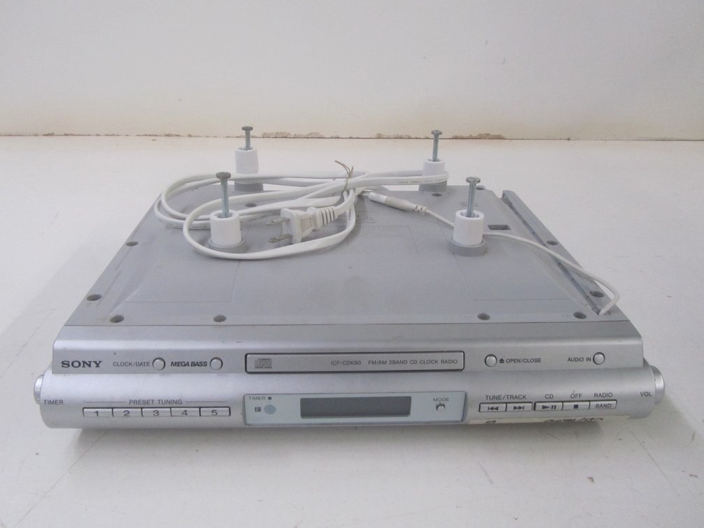 Sony Under-Cabinet FM/AM 2Band CD Clock Radio