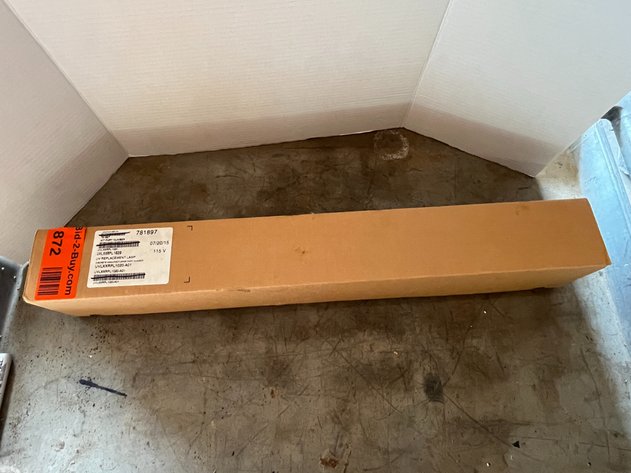Image for UV Replacement Lamp, LP Conversion Kit, and Ford Housing Part