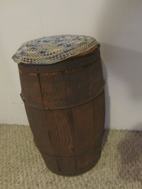 Nail Barrel w/Cushion