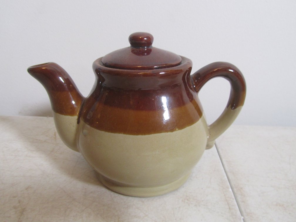 Stoneware Tea Pot