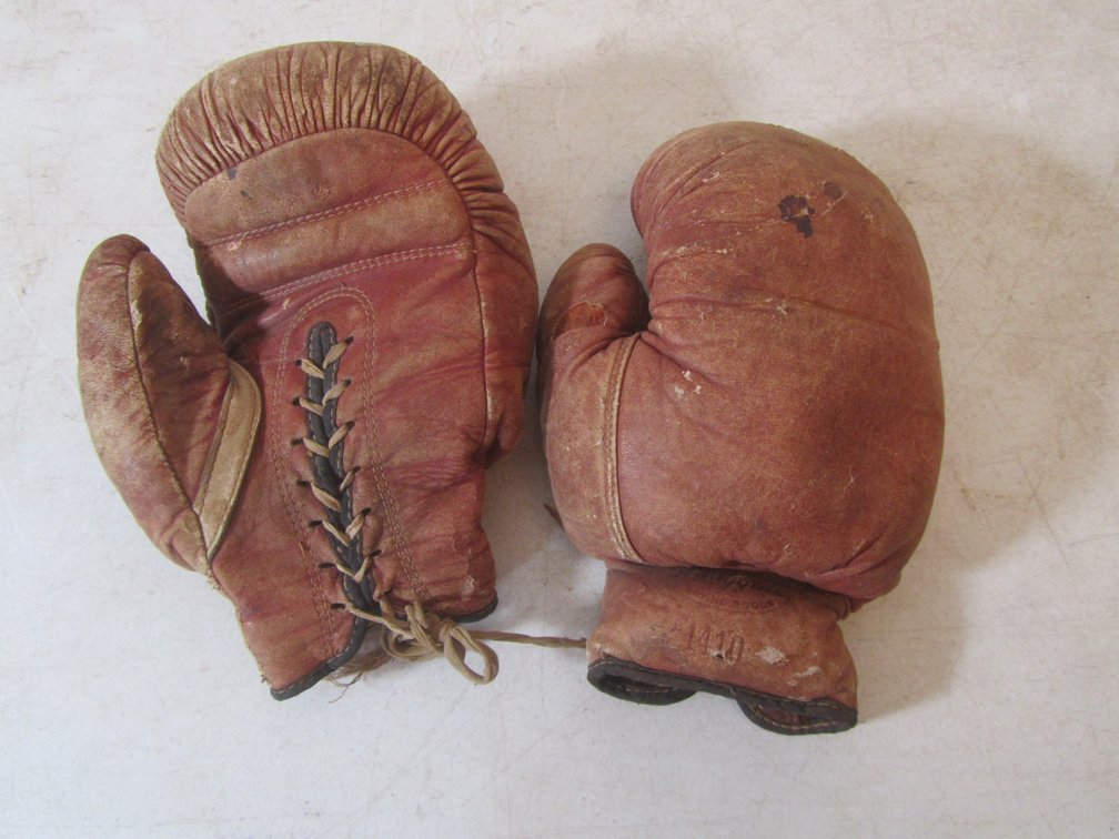 Pair Of Vintage J.C. Higgins #1410 Boxing Gloves