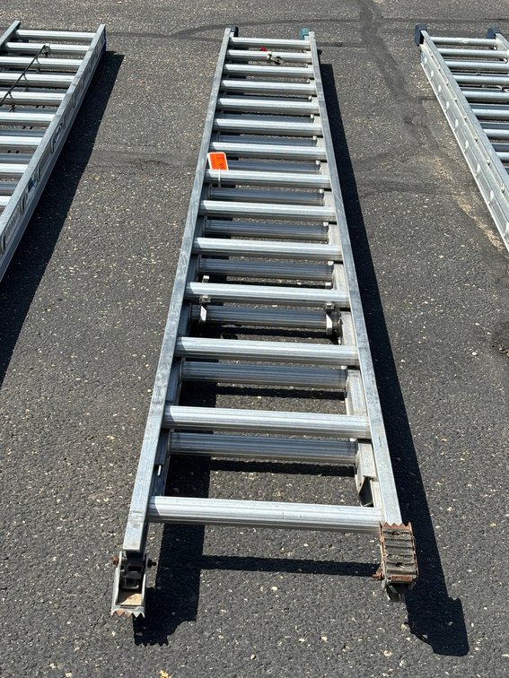Werner 20' Aluminum Extension Ladder