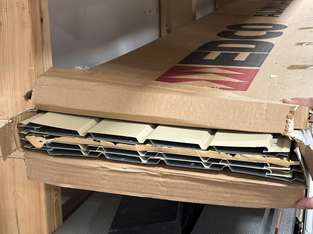 Box of 12' Golden Rod Aluminum soffit