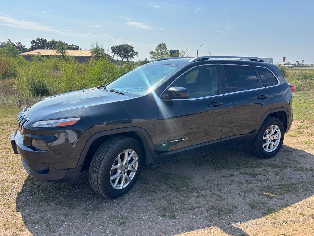 2014 Jeep Cherokee Multipurpose Vehicle (MPV)