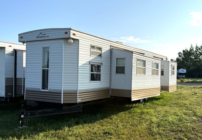 Image for 2005 Breckenridge 38' Travel Trailer