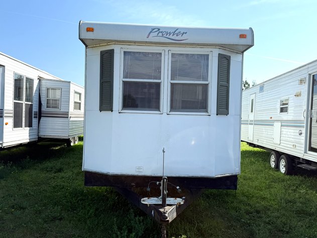 Image for 1999 Fleetwood Prowler 39' Travel Trailer