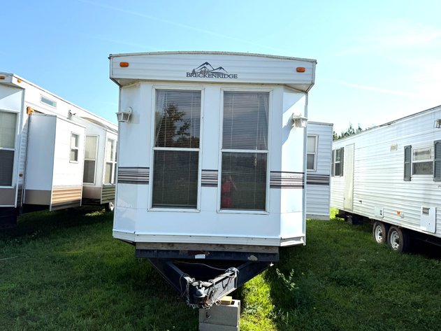 Image for 2001 Breckenridge 36' Travel Trailer