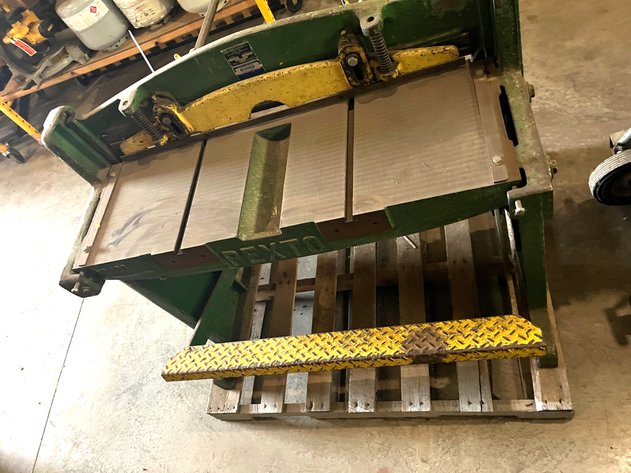 Image for Peck, Stow, and Wilcox Metal Shear