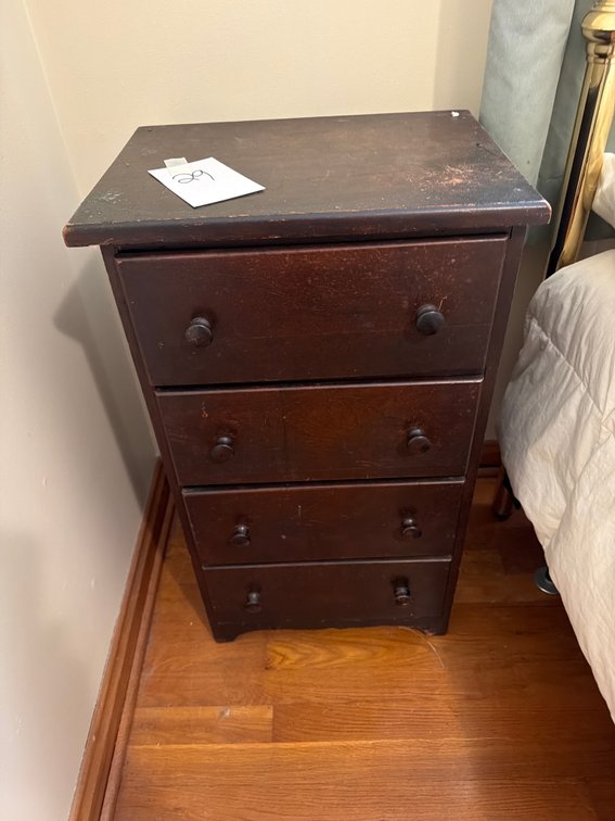 Dresser