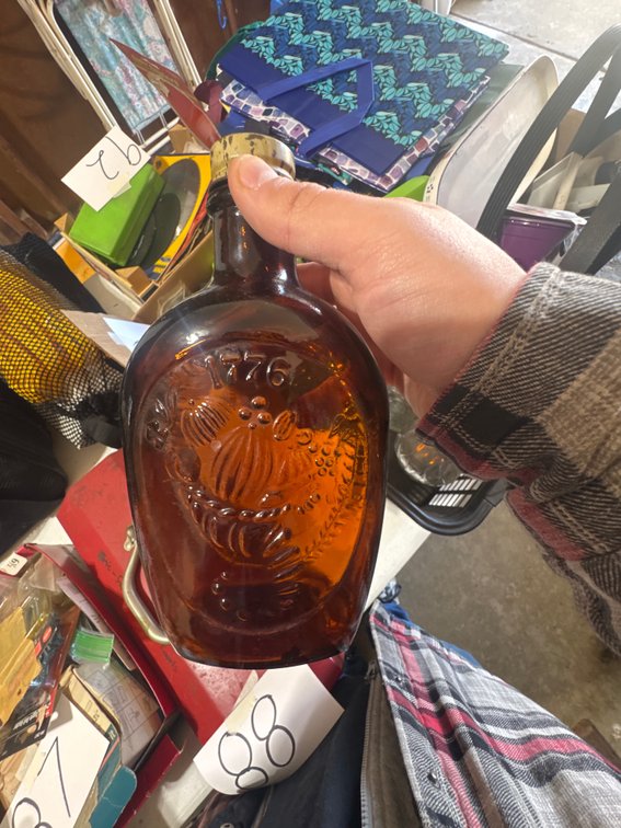 Glass bottle