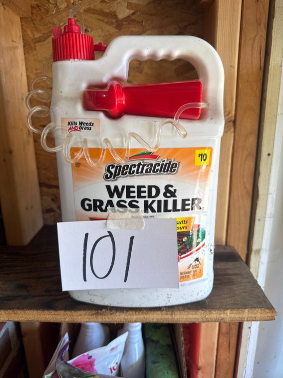 Weed and grass killer